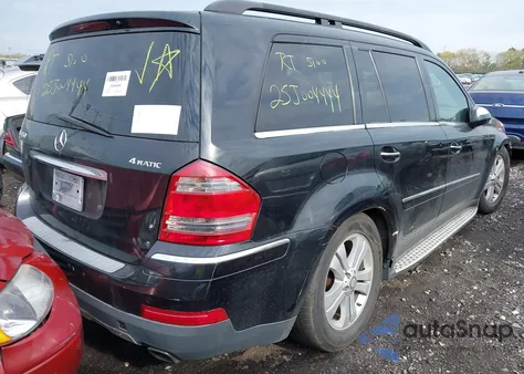 2009 Mercedes-Benz Gl 450 4Matic z USA, uszkodzony, nr VIN 4JGBF71EX9A515066